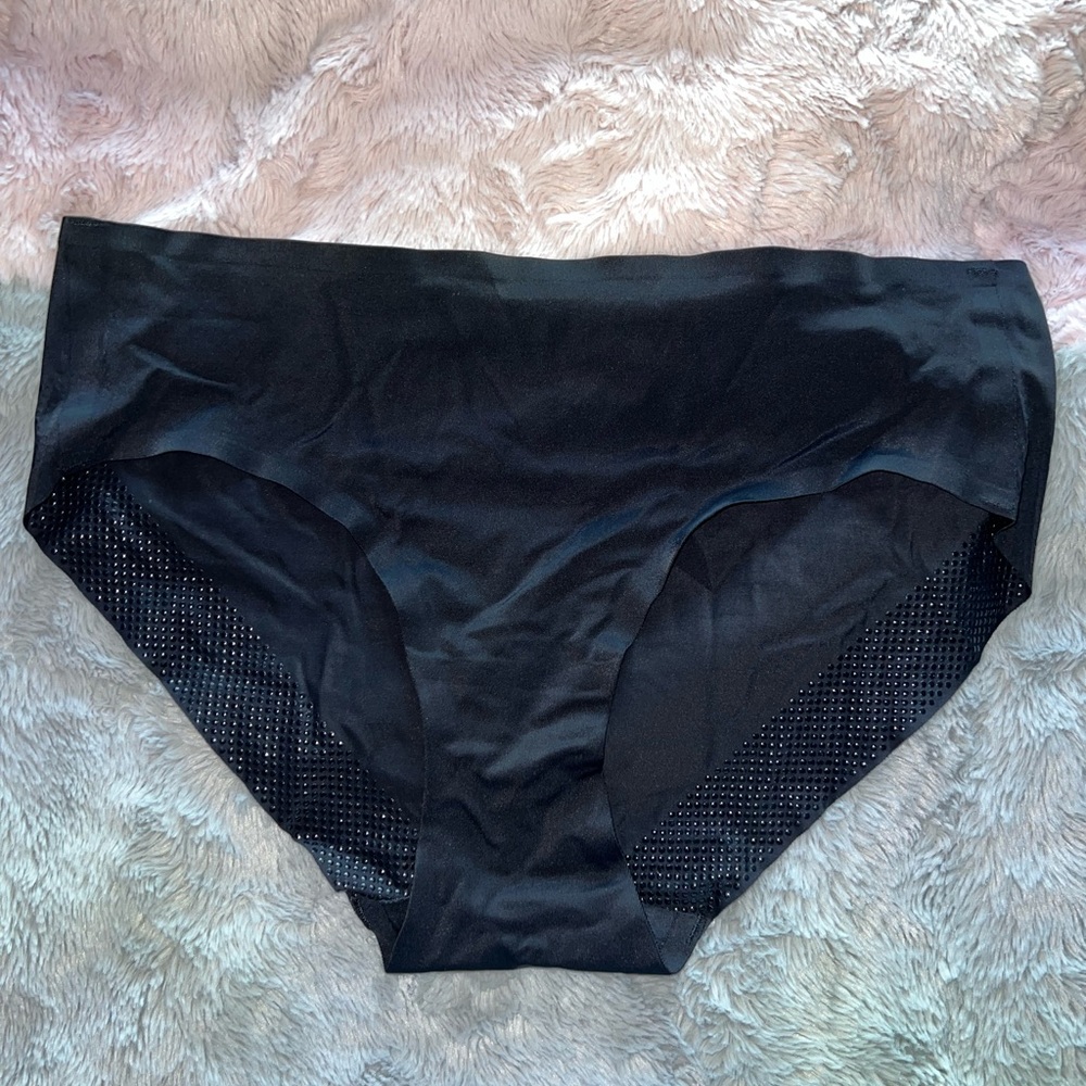 Ruby Ribbon second skin Black Seamless Underwear LARGE